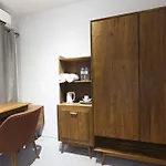 Reddoorz Near Arteri Pondok Indah