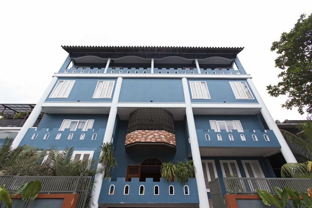 Reddoorz Near Arteri Indah Jakarta
