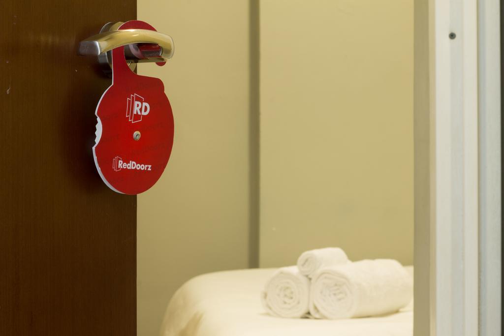 Guest house Reddoorz Near Arteri Indah